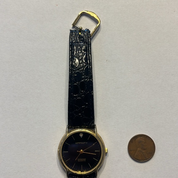 Affinity Diamond Quartz Watch - Picture 5 of 8